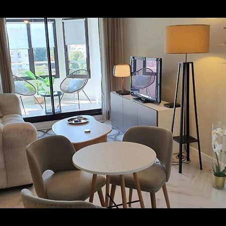 Beautiful Apartment Design Next To The Sea Antibes Kültér fotó